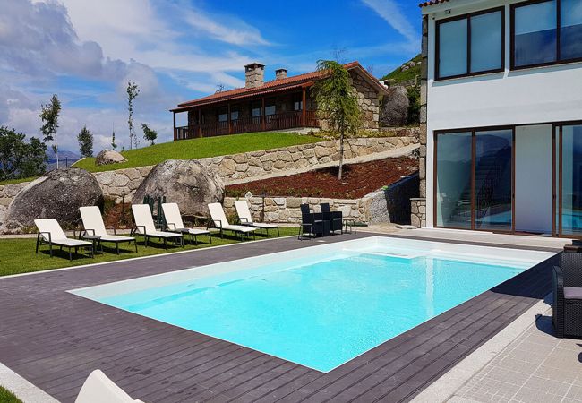 Casa em Vieira do Minho - Casa do Covêlo - Pousadela Village Casa em Vieira do Minho - Casa do Covêlo - Pousadela Village