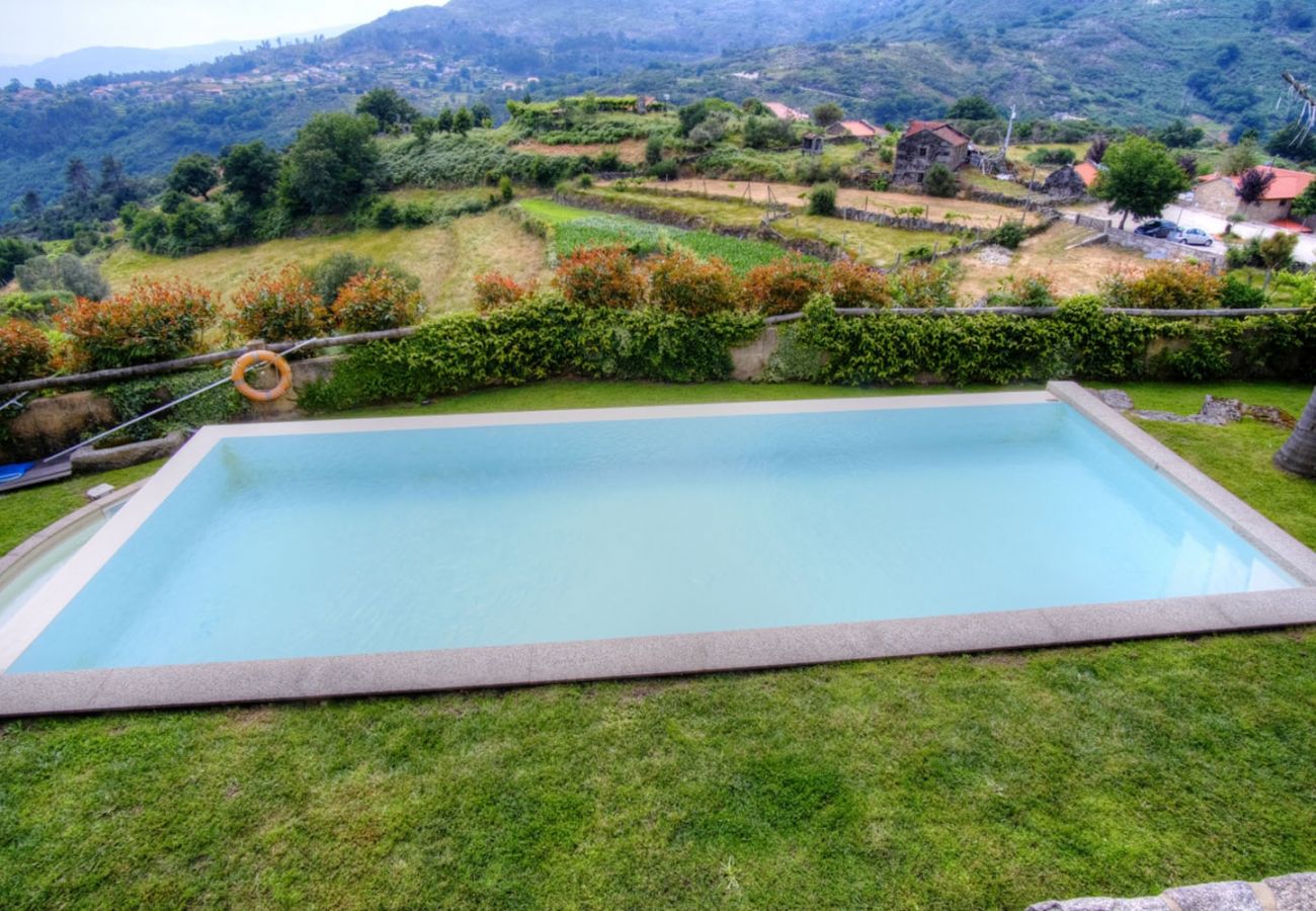 Casa rural em Arcos de Valdevez - Casa Jacuzzi T1 - Arcos House