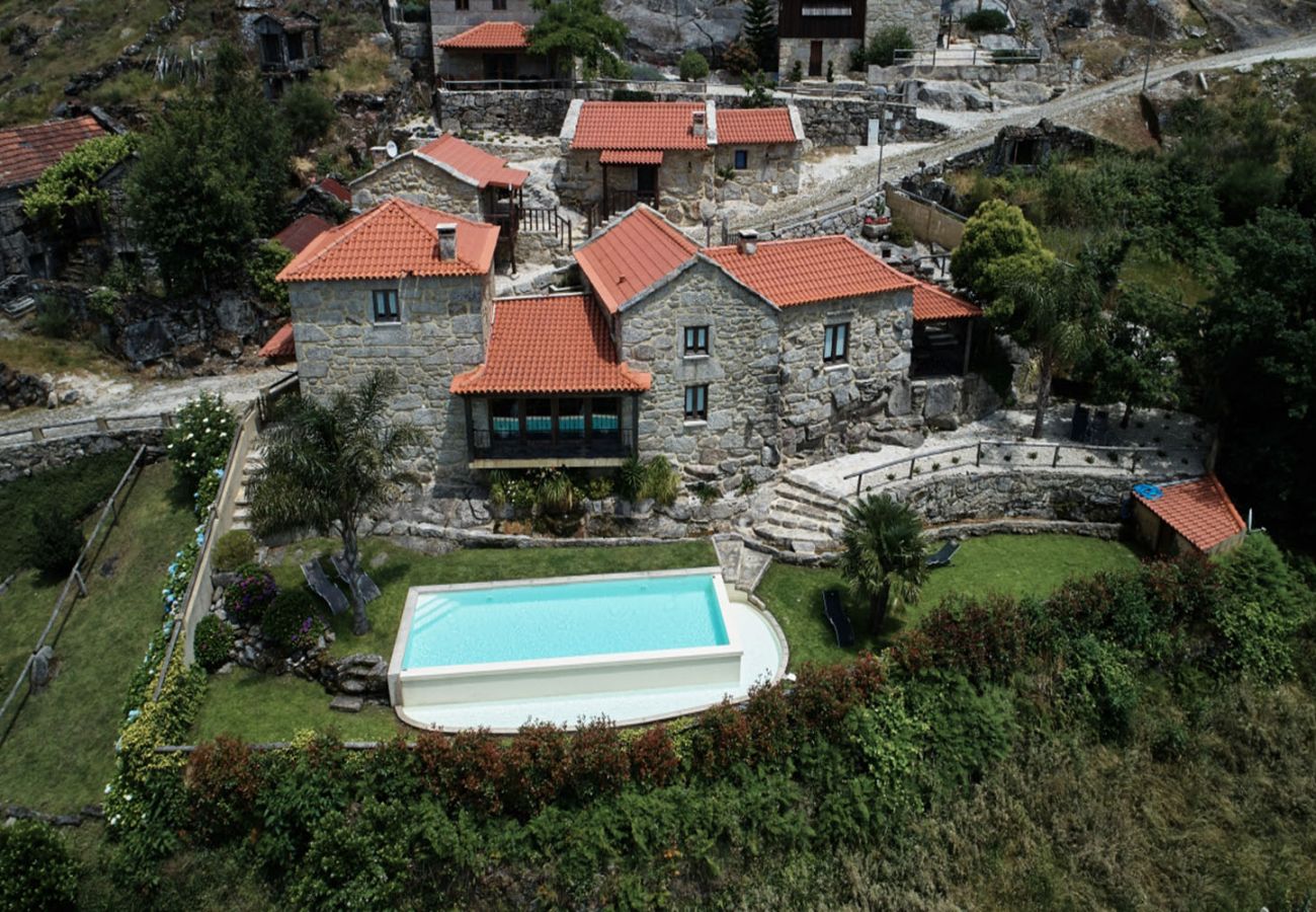 Casa rural em Arcos de Valdevez - Casa Jacuzzi T1 - Arcos House