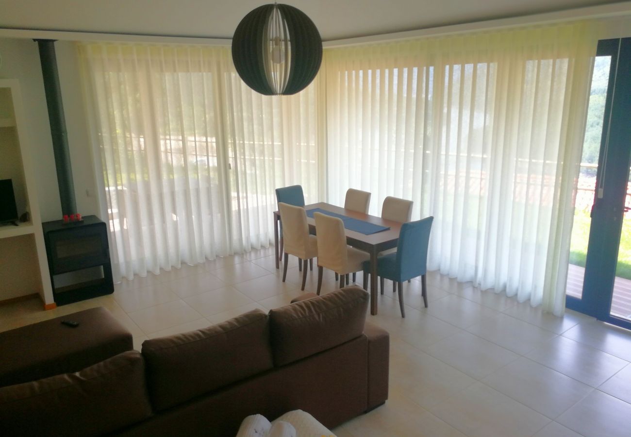 Casa em Vieira do Minho - DoBau Village T2