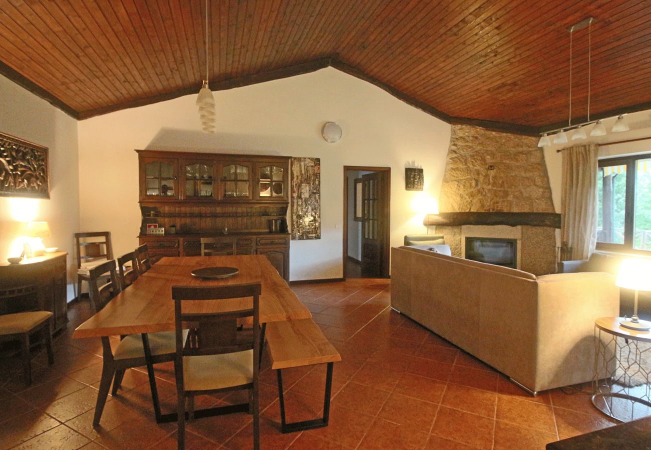 Casa em Gerês - Casa da Terra Nova