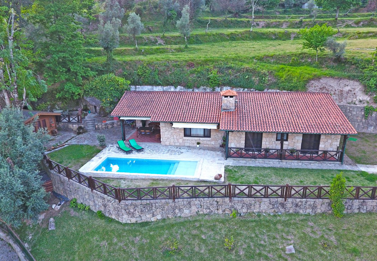 Casa em Gerês - Casa da Terra Nova