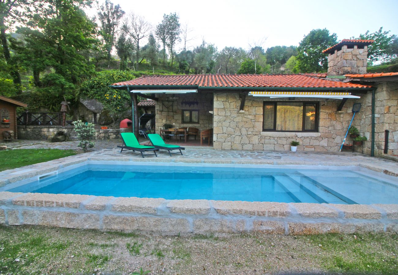 Casa em Gerês - Casa da Terra Nova