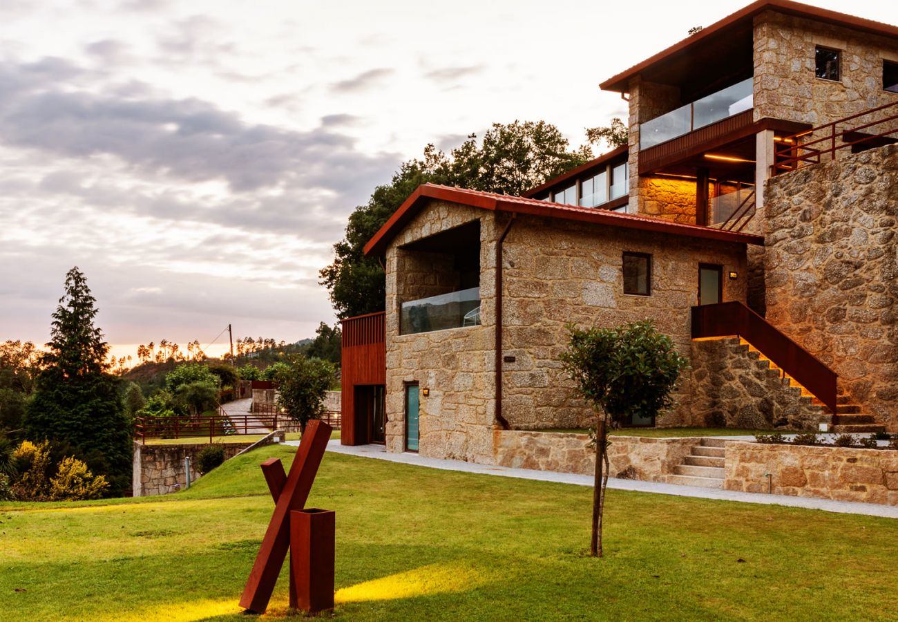 Quarto em Gerês - Suite - Hotel Agrinho Suítes & Spa Gerês