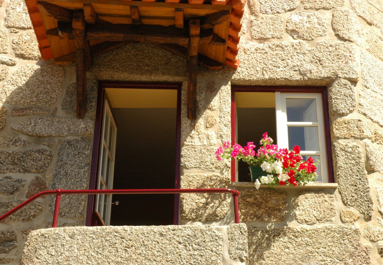 Casa em Terras de Bouro - Casa de Campo Monte Abades