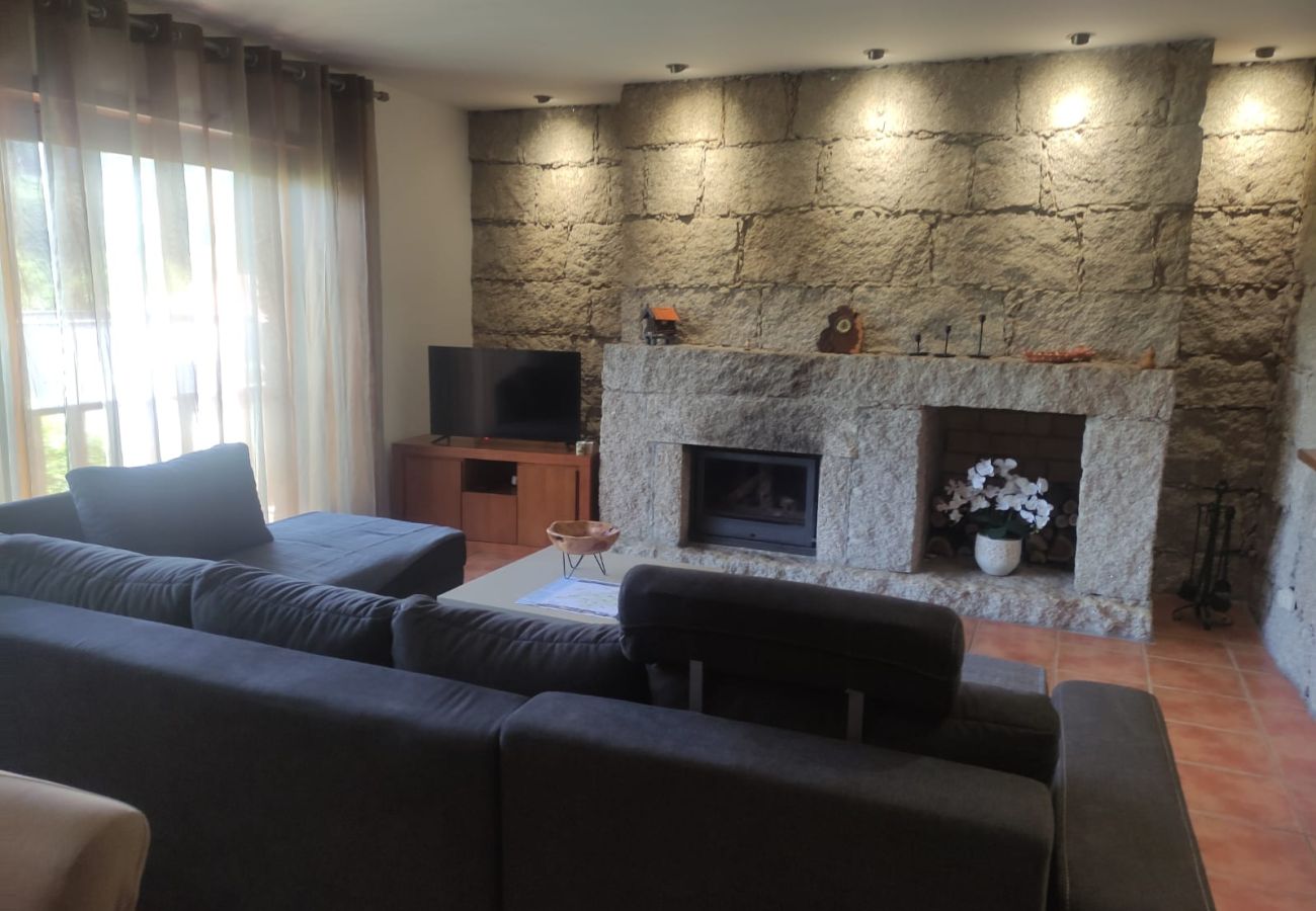 Casa em Gerês - Casa do Fijogo