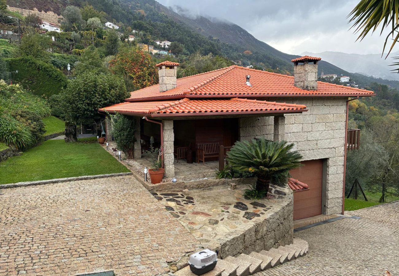 Casa em Gerês - Casa do Fijogo