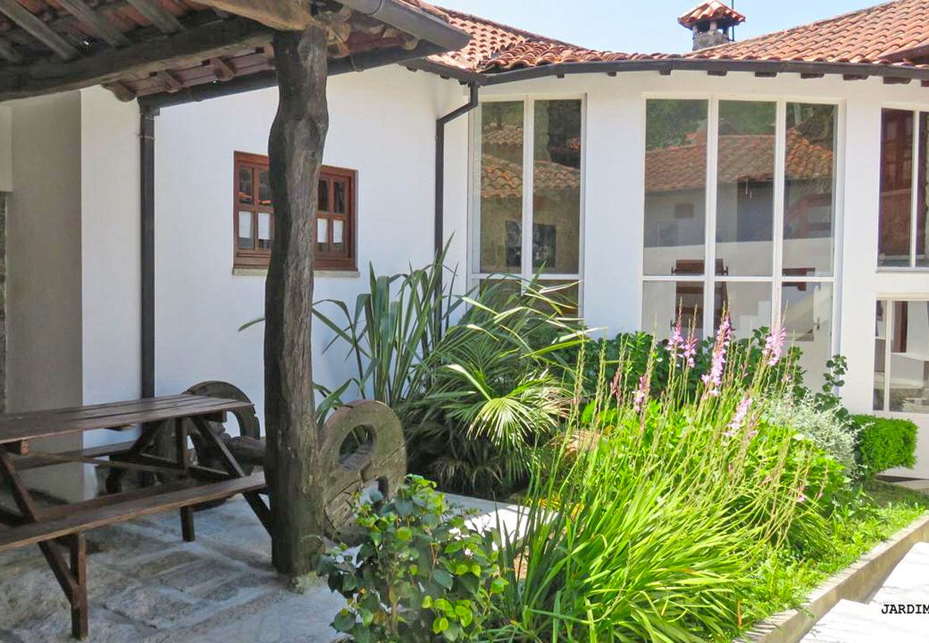 Casa rural em Vieira do Minho - Casa do Contador