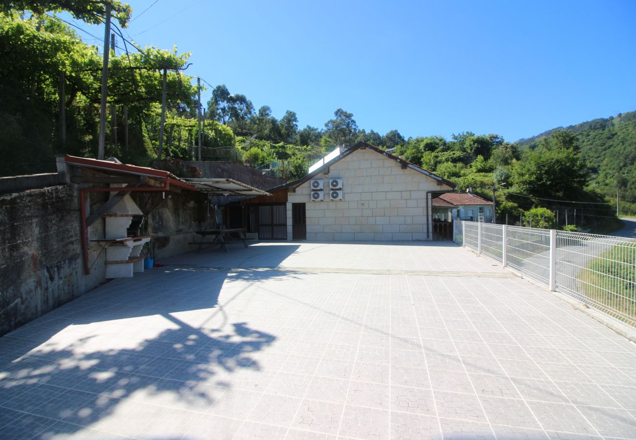 Casa em Terras de Bouro - Casa Varanda do Gerês