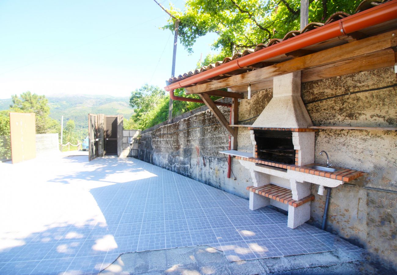 Casa em Terras de Bouro - Casa Varanda do Gerês