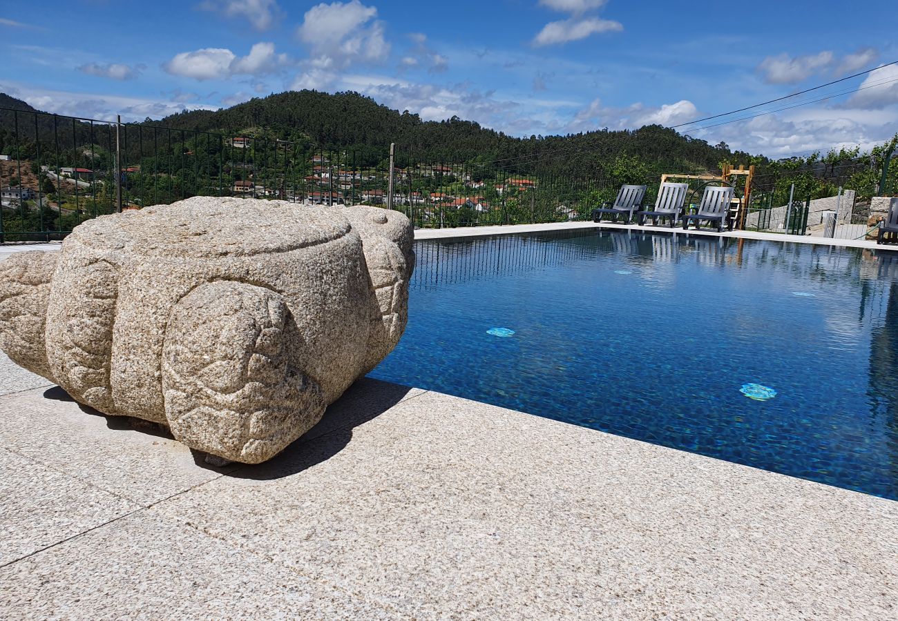 Casa em Vieira do Minho - Casa Souto do Monte – T4 “Burguês”