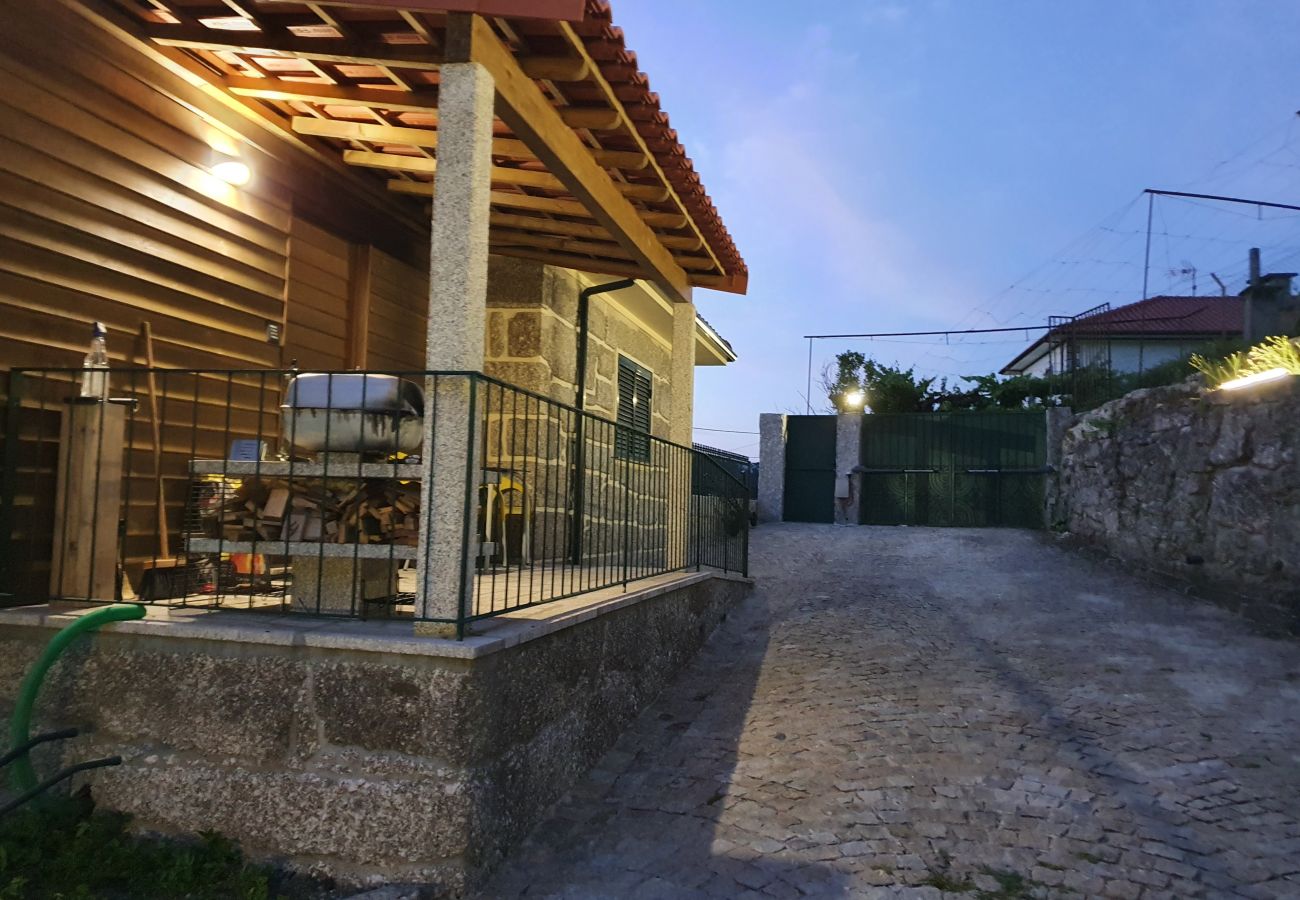Casa em Vieira do Minho - Casa Souto do Monte - T2 “Abrigo”