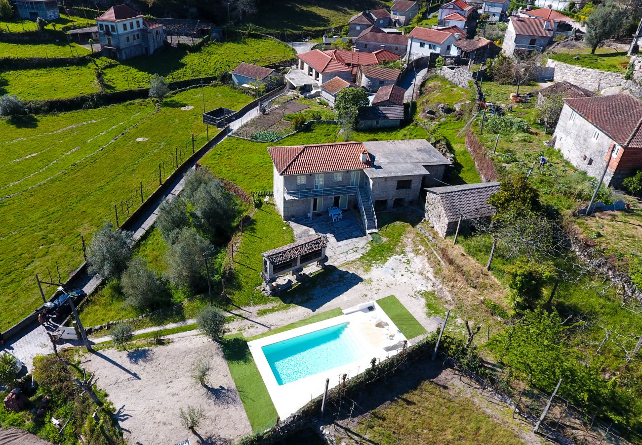 Alojamento de turismo rural em Vieira do Minho - Casa da Laranjeira Turismo Rural