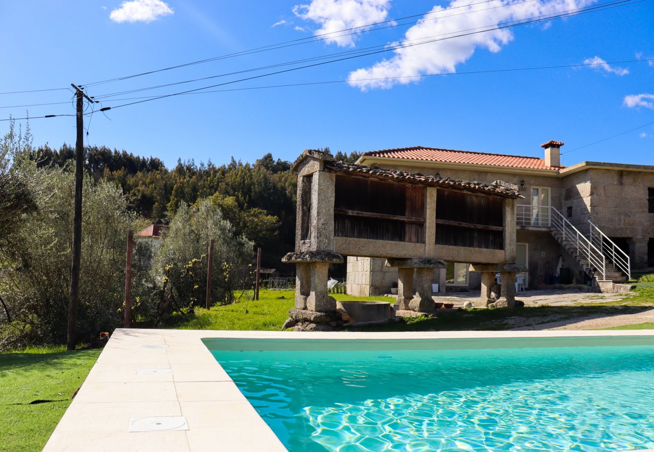 Alojamento de turismo rural em Vieira do Minho - Casa da Laranjeira Turismo Rural