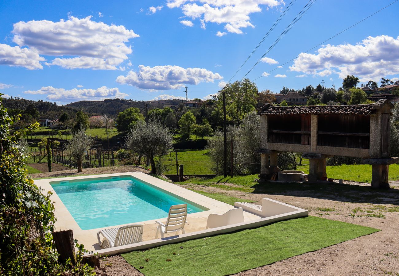 Alojamento de turismo rural em Vieira do Minho - Casa da Laranjeira Turismo Rural