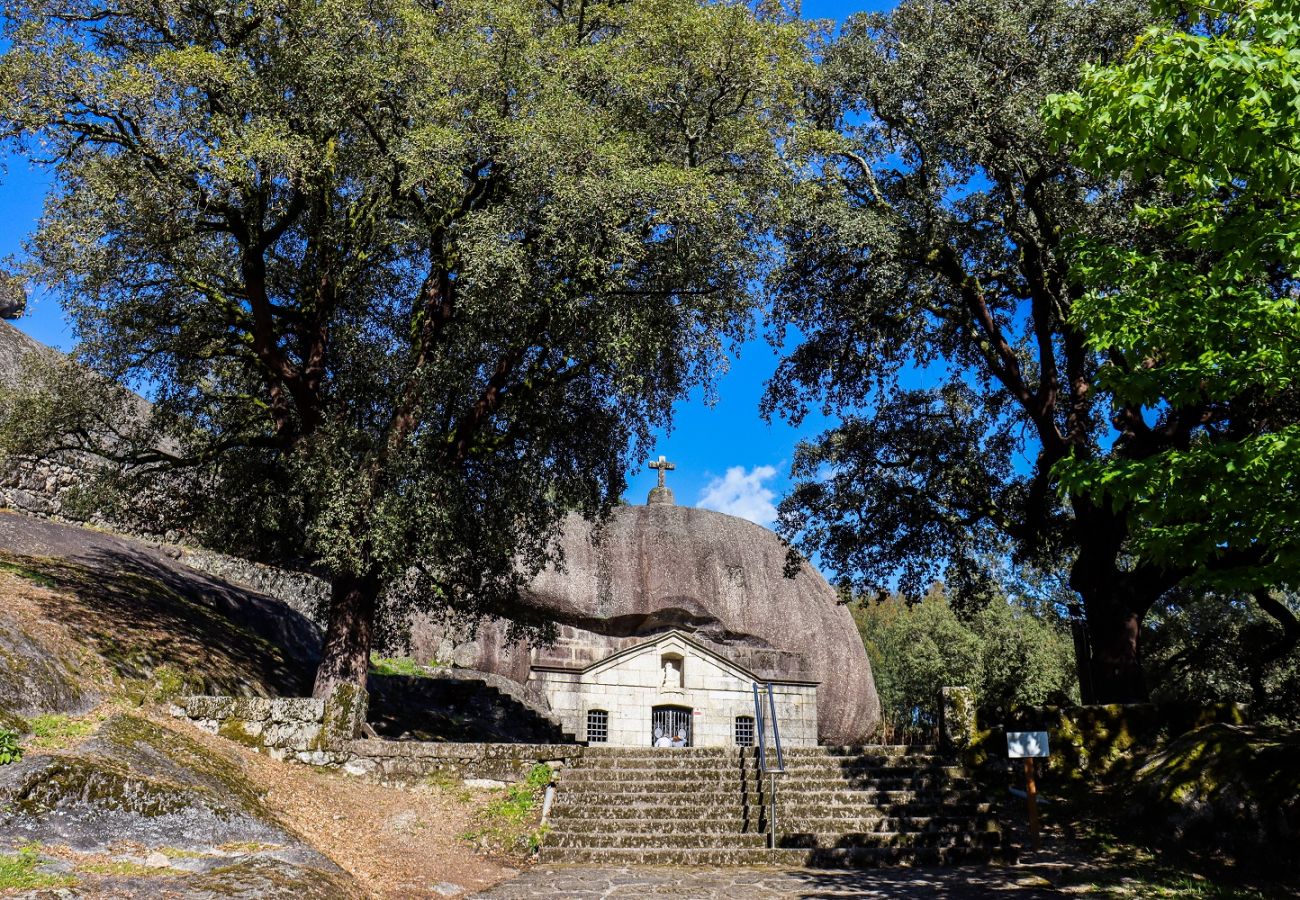 Alojamento de turismo rural em Vieira do Minho - Casa da Laranjeira Turismo Rural