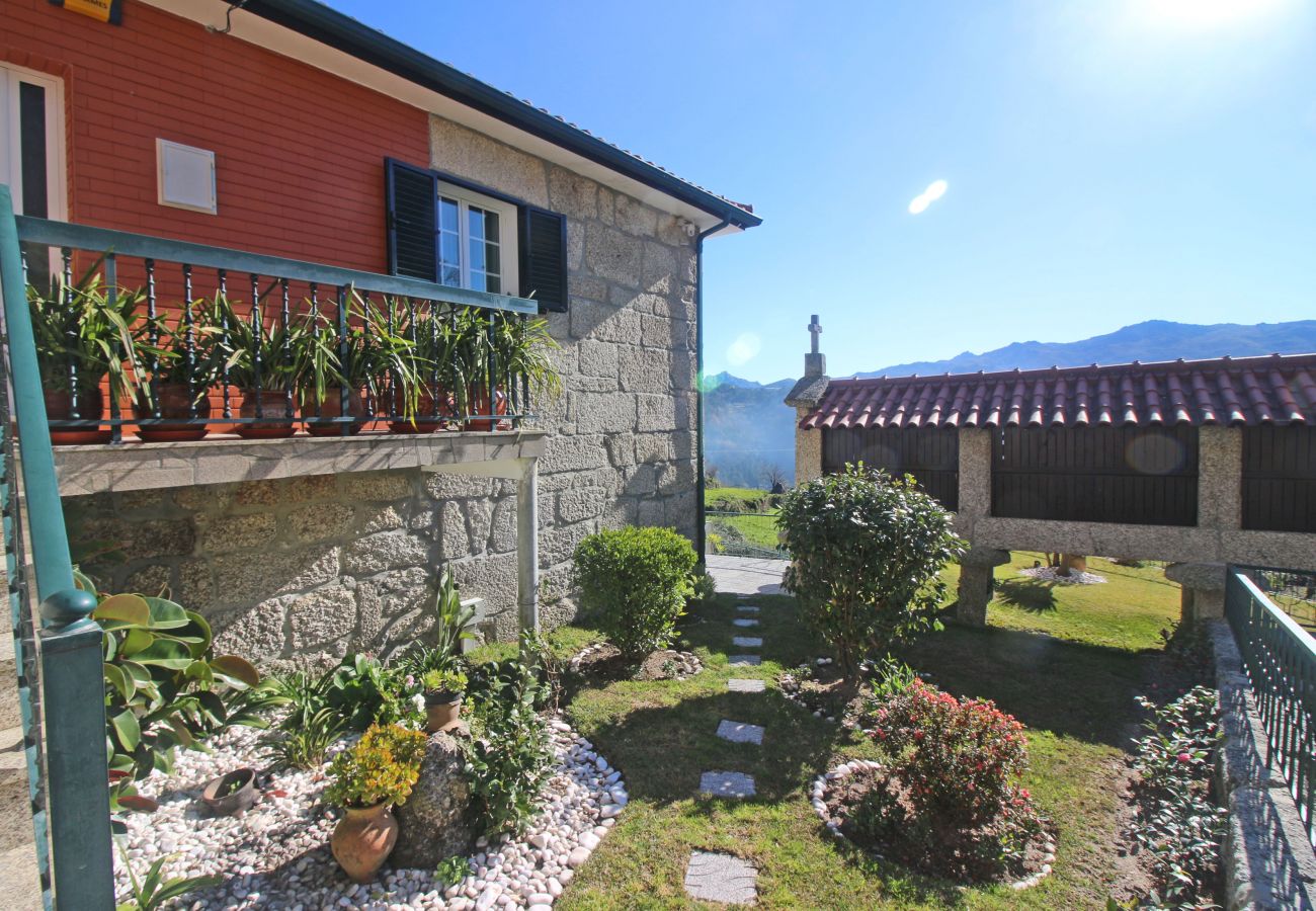 Casa rural em Gerês - Eira Costa House