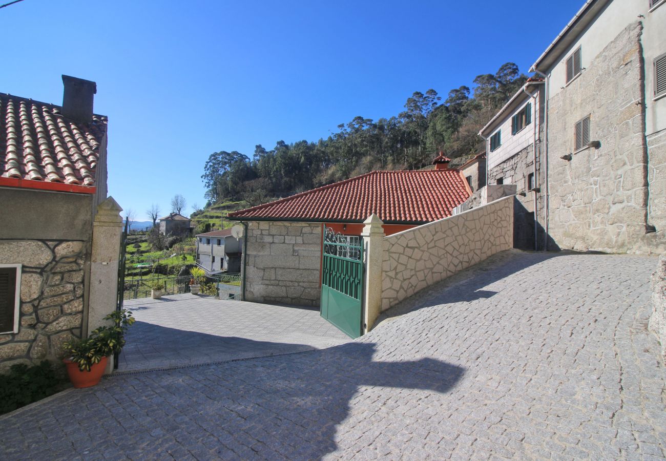 Casa rural em Gerês - Eira Costa House