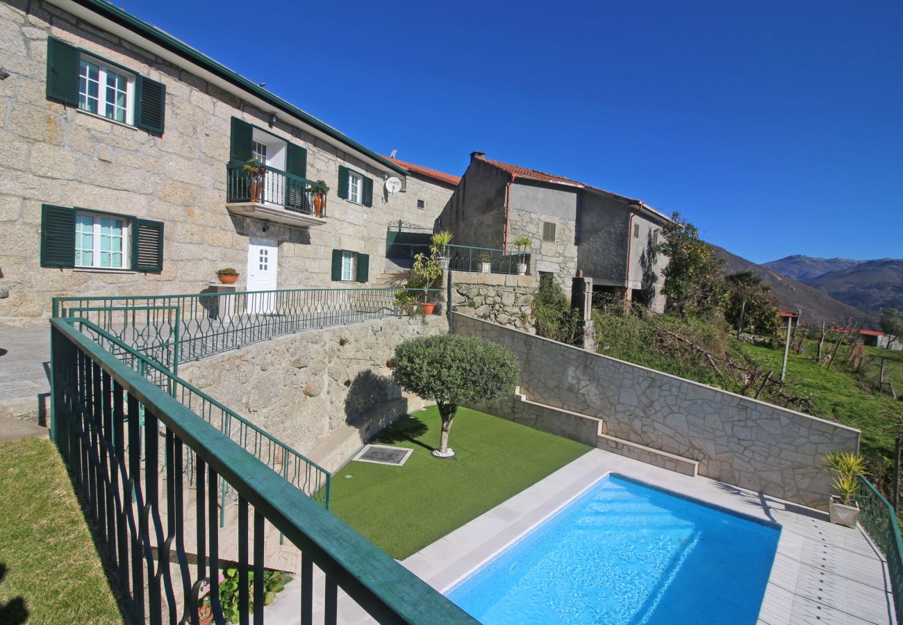 Casa rural em Gerês - Eira Costa House