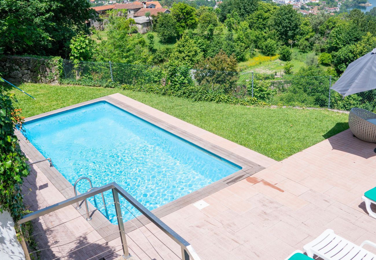 Villa em Vieira do Minho - Casa da Quintã