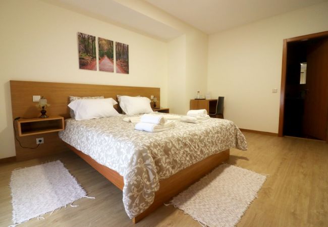 Quarto em Campo do Gerês - Outeiro do Moinho - Quarto com vista Quarto em Campo do Gerês - Outeiro do Moinho - Quarto com vista