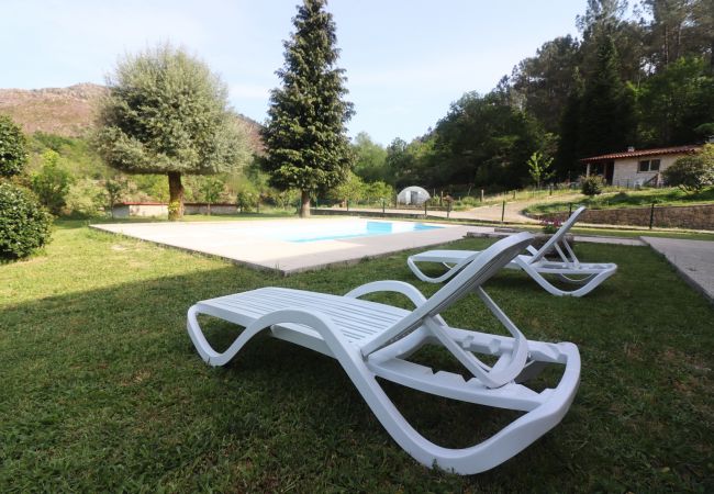 Casa em Campo do Gerês - Outeiro do Moinho