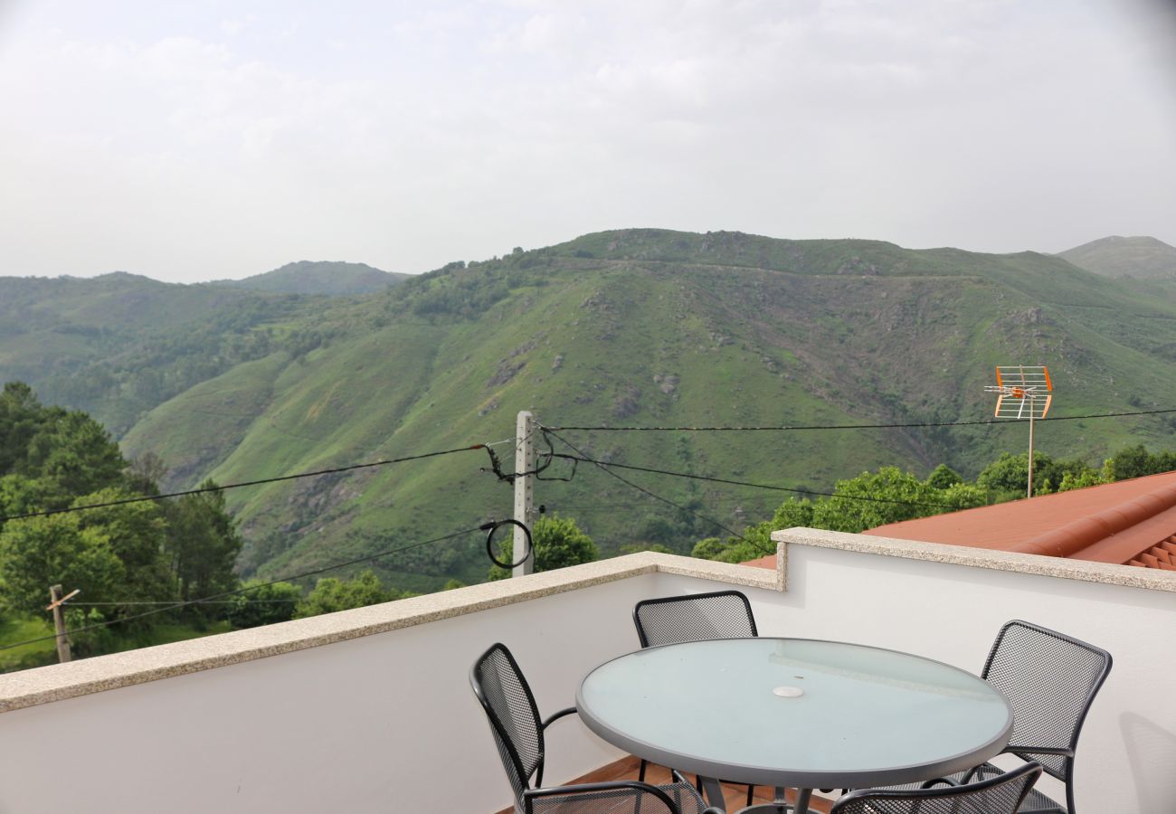 Casa rural em Gerês - Casa do Mestre Apart. 3