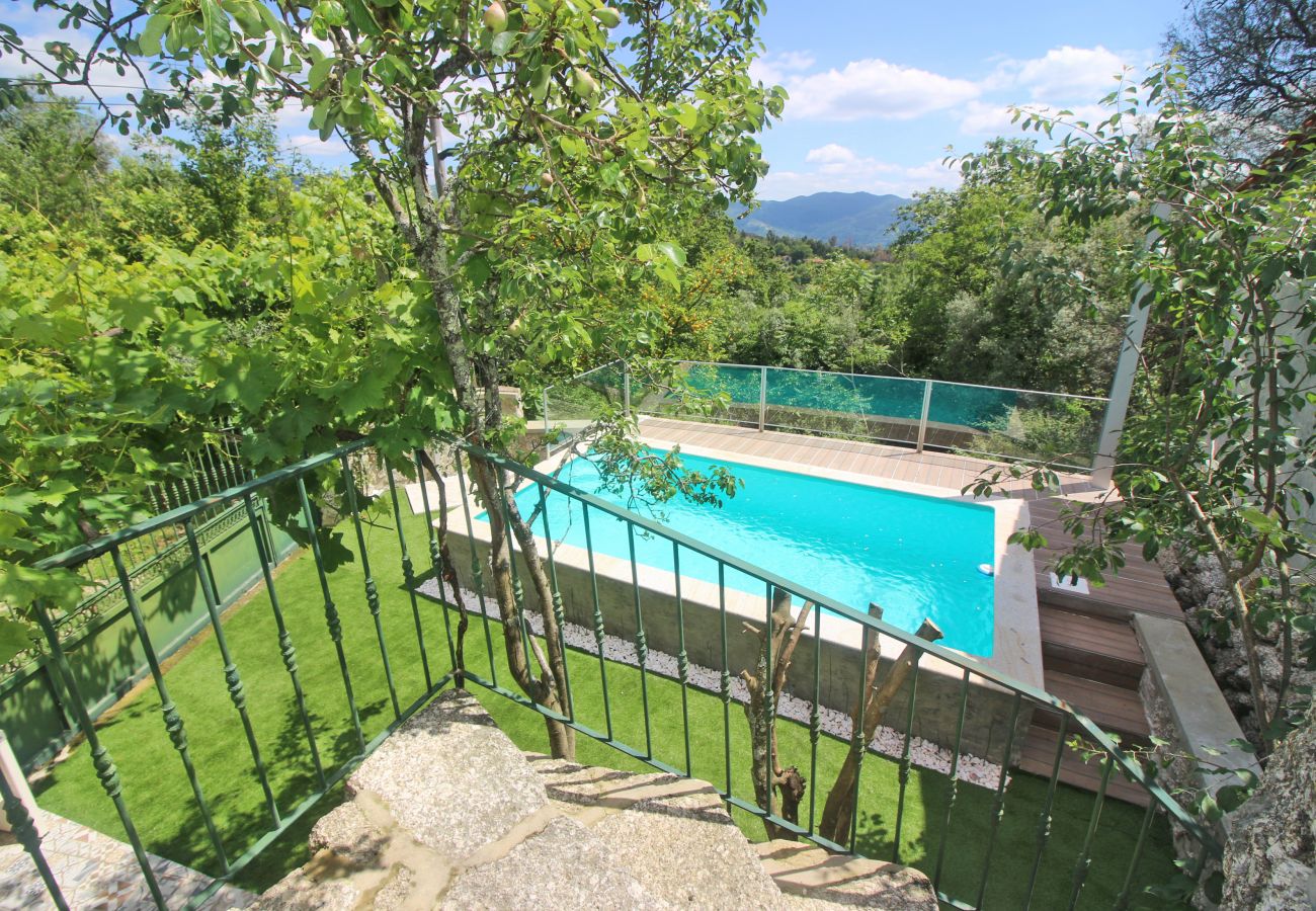 Casa rural em Terras de Bouro - Cabaninhas House