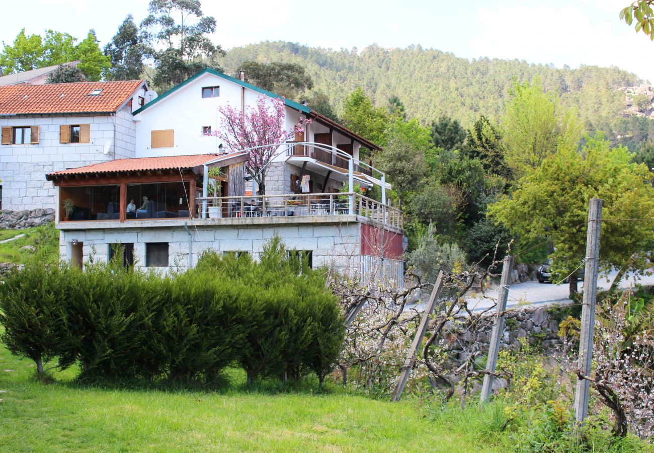 Casa em Gerês - Casa do Criado