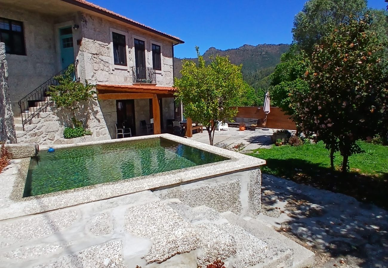 Casa rural em Gerês - Villa Dos Santos - Country House