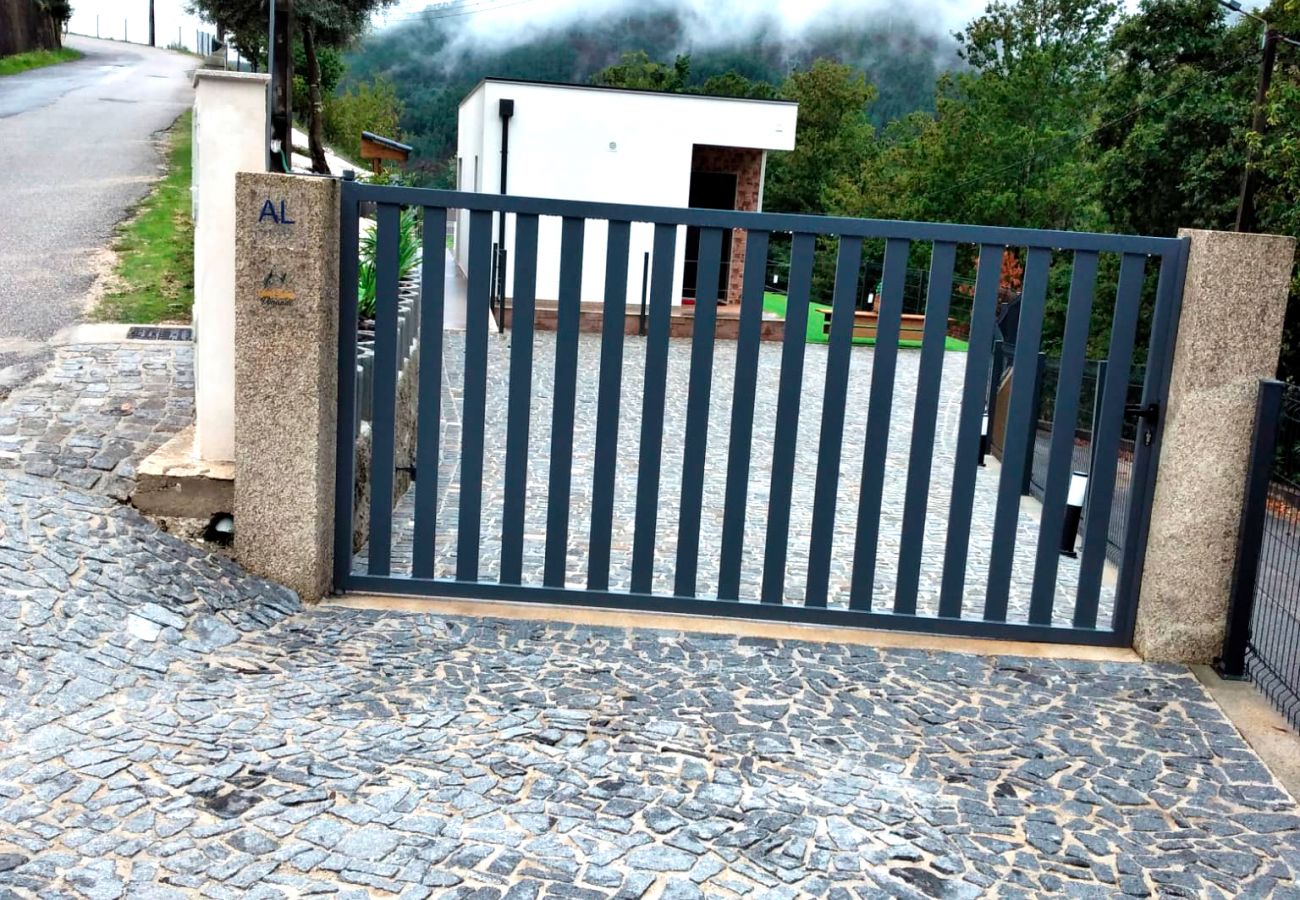 Bungalow em Gerês - Vonando House