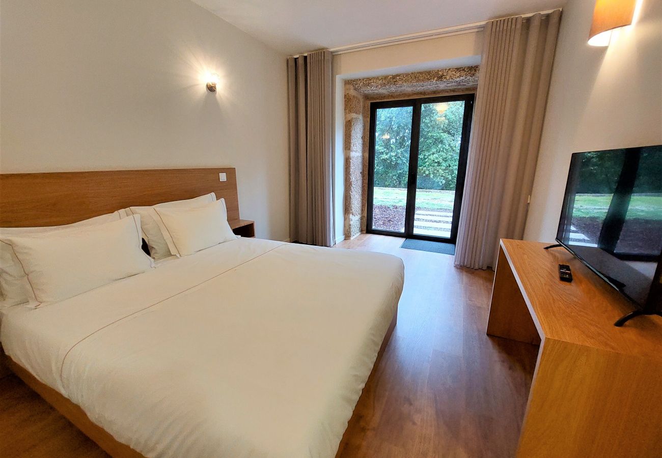 Quarto em Vila Verde - Duplo c/ Jardim (nº3) - Quinta da Roda