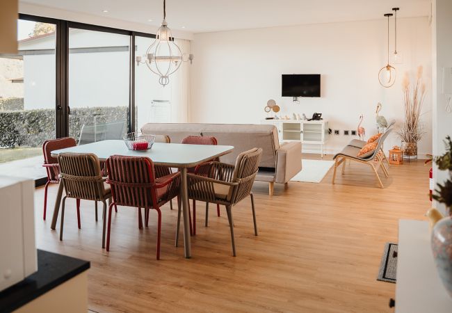 Casa em Vieira do Minho - Encosta de Louredo - Primavera by Pousadela Villag Casa em Vieira do Minho - Encosta de Louredo - Primavera by Pousadela Villag