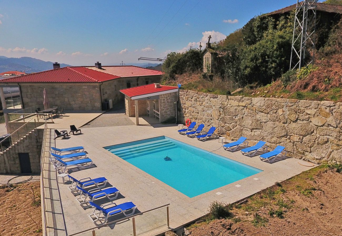 Casa rural em Gerês - Villa Bela Vista (RC) By Gerês Casas