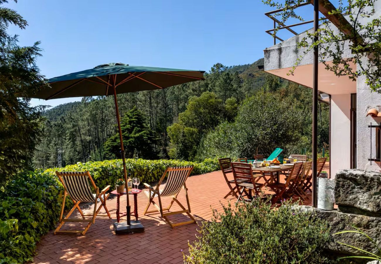 Casa rural em Gerês - Gerês Mountain Lake Views by Gerês Casas