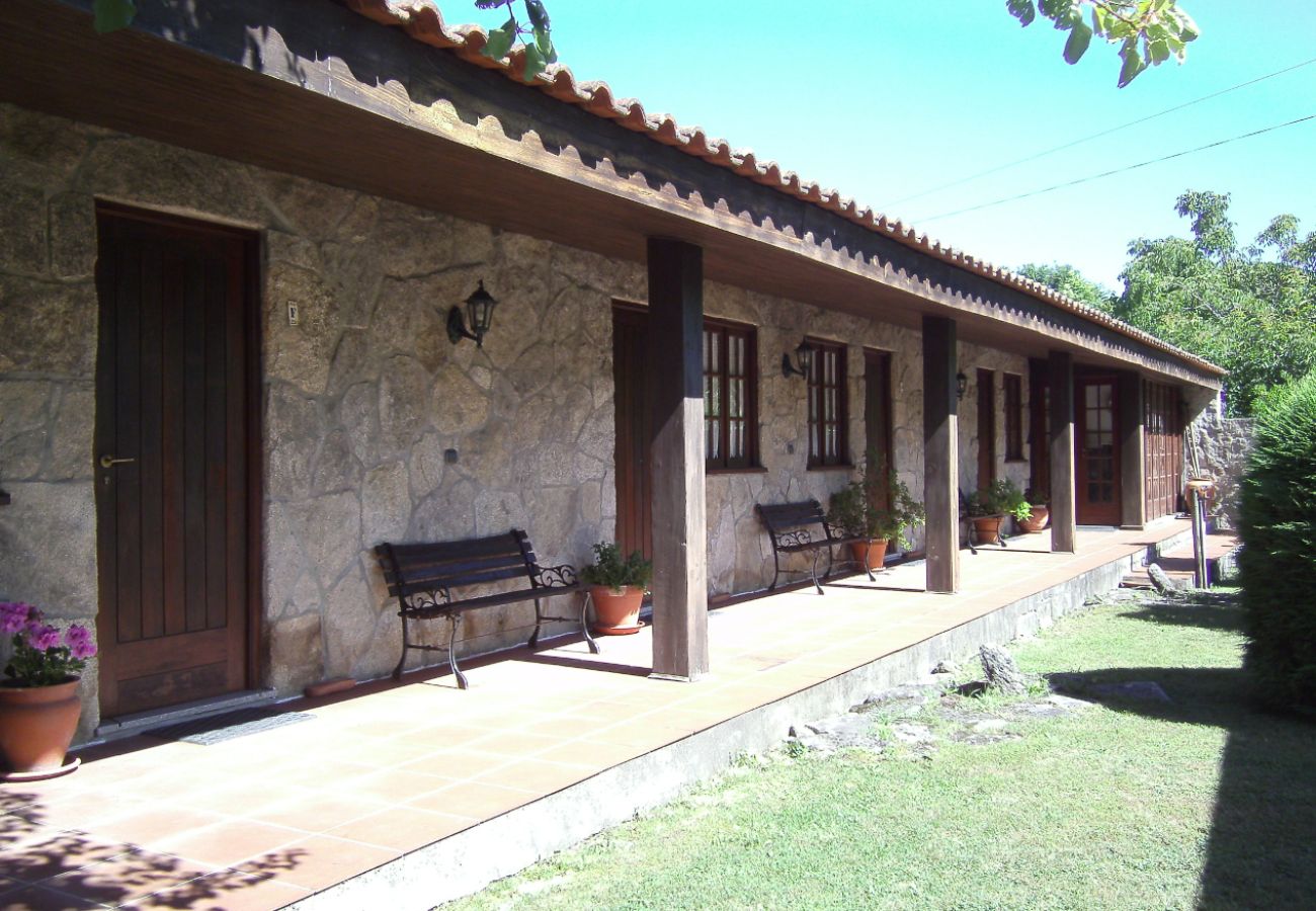 Casa rural em Vieira do Minho - Casa do Barreira