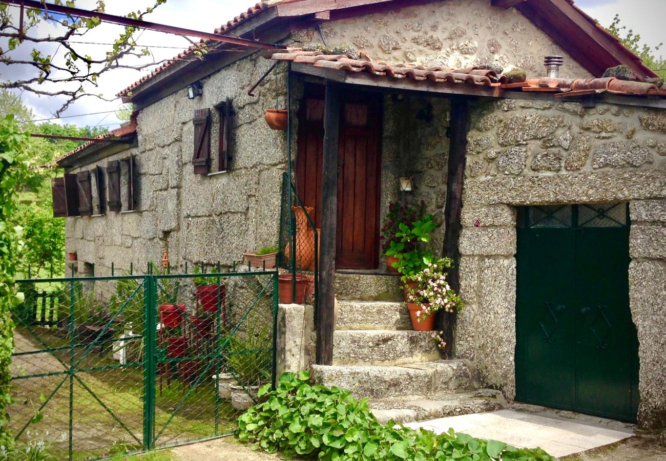 Casa rural em Vieira do Minho - Casa do Barreira