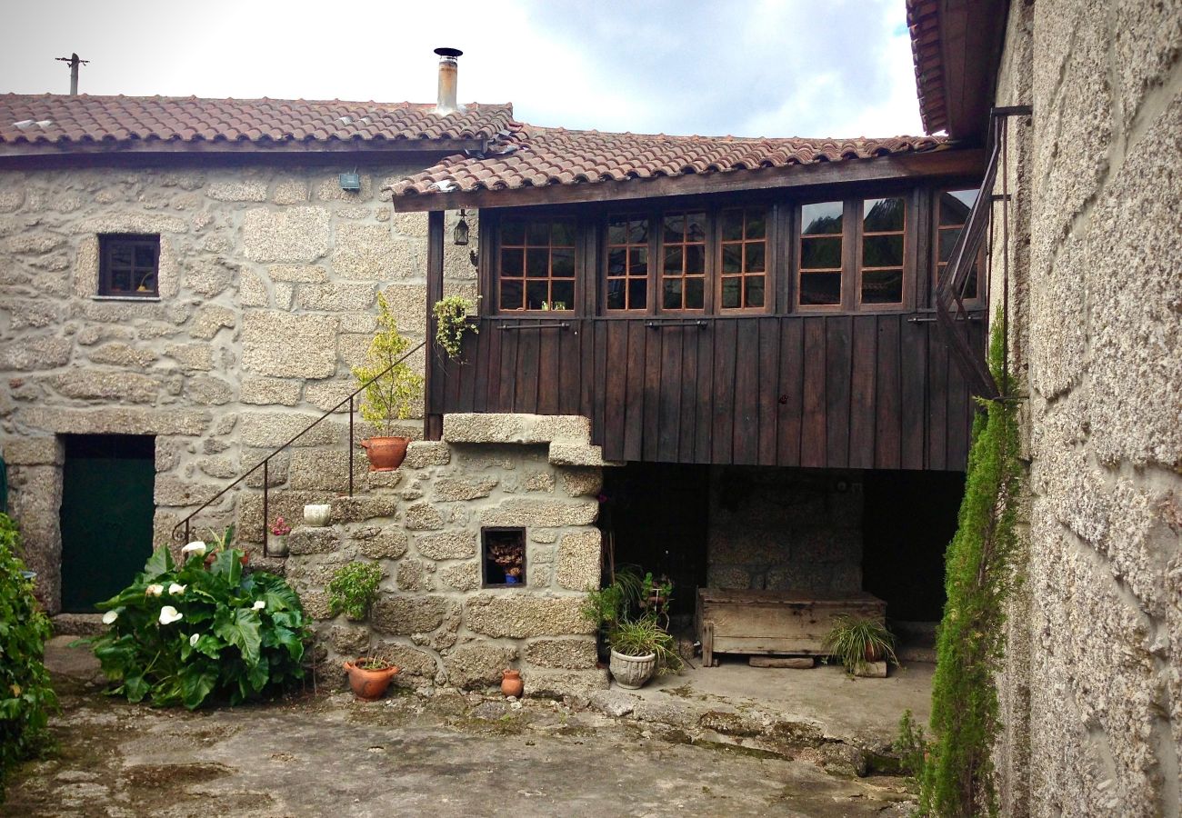 Casa rural em Vieira do Minho - Casa do Barreira