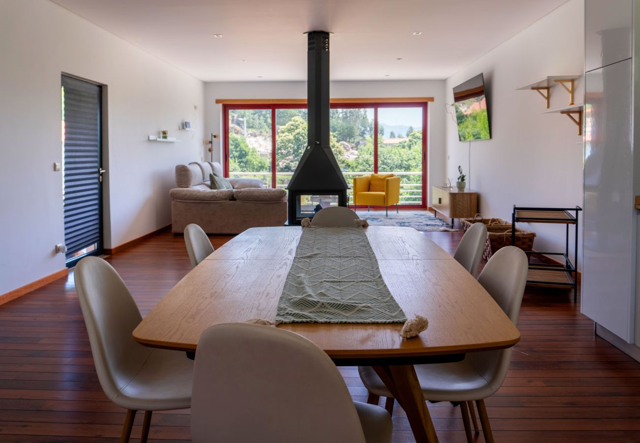 Casa rural em Rio Caldo - Casa Oliveira e Quinteiro