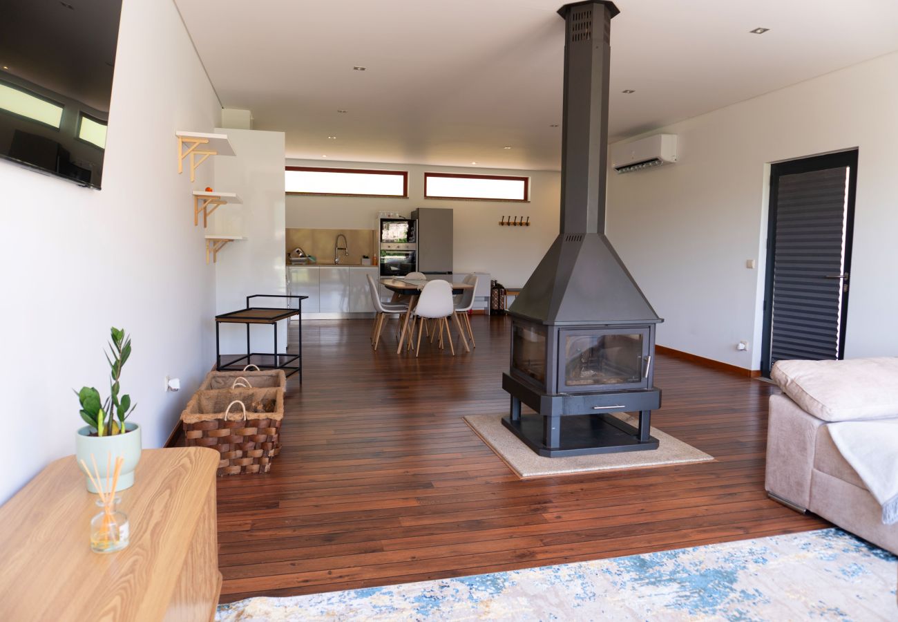 Casa rural em Rio Caldo - Casa Oliveira e Quinteiro