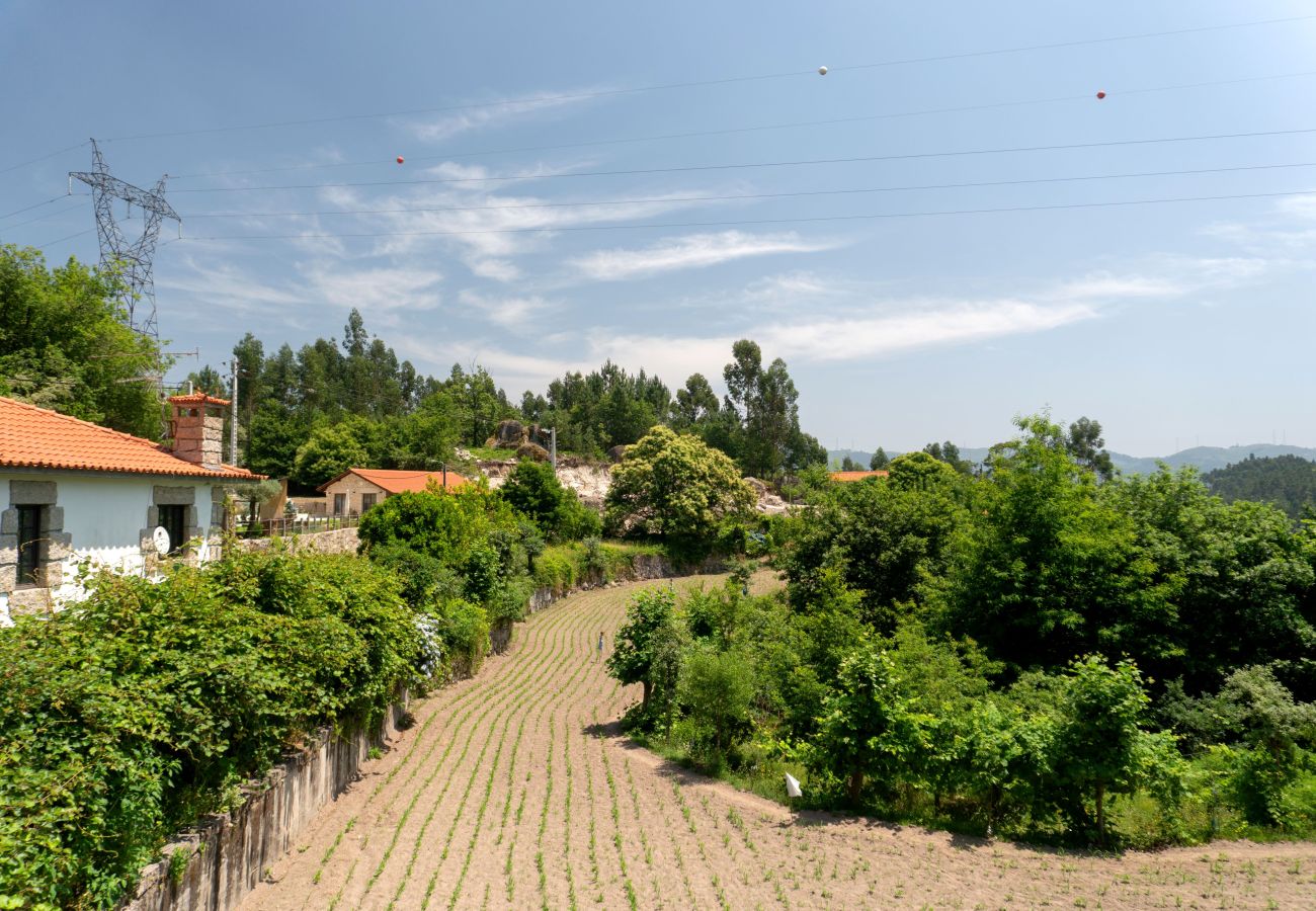 Casa rural em Rio Caldo - Casa Oliveira e Quinteiro