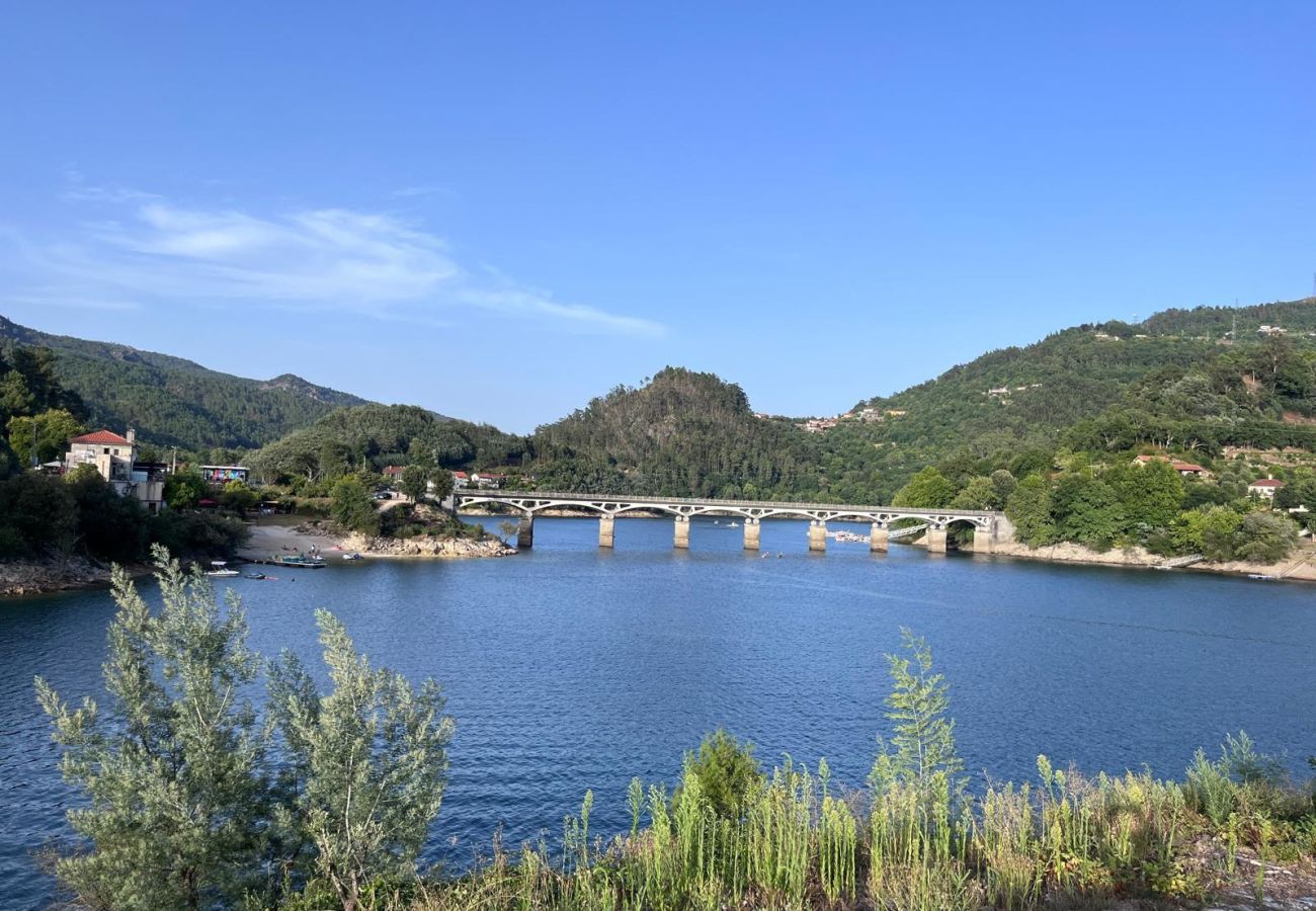 Casa em Gerês - Casa da Cruz