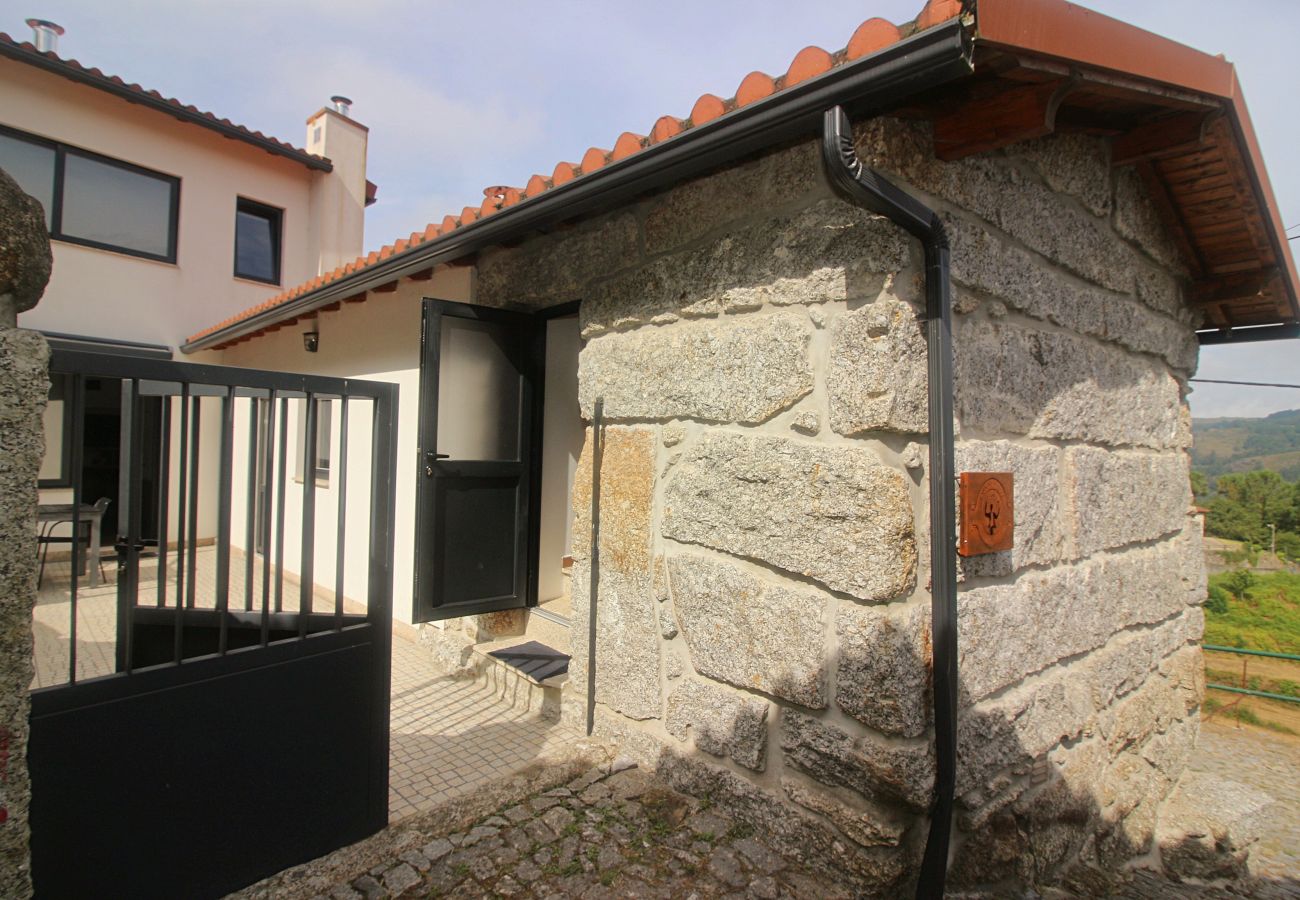 Estúdio em Gerês - Casa do Mestre - Quarto