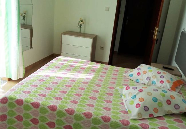 Rent by room in Gerês - Quarto Lagoa c/ varanda - Pôr do Sol Rent by room in Gerês - Quarto Lagoa c/ varanda - Pôr do Sol