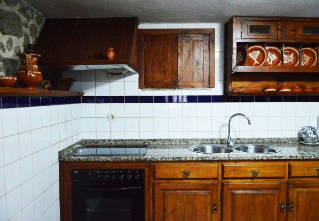 Cottage in Gerês - Casa do Padre Alexandre Cottage in Gerês - Casa do Padre Alexandre