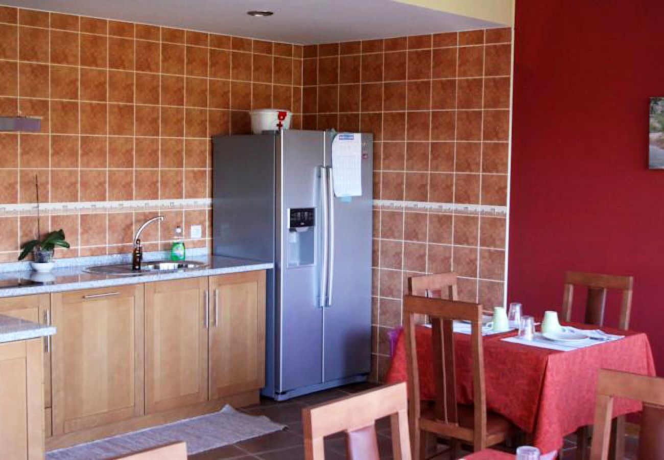 Rent by room in Gerês - Quarto Duplo - Encostas da Torre