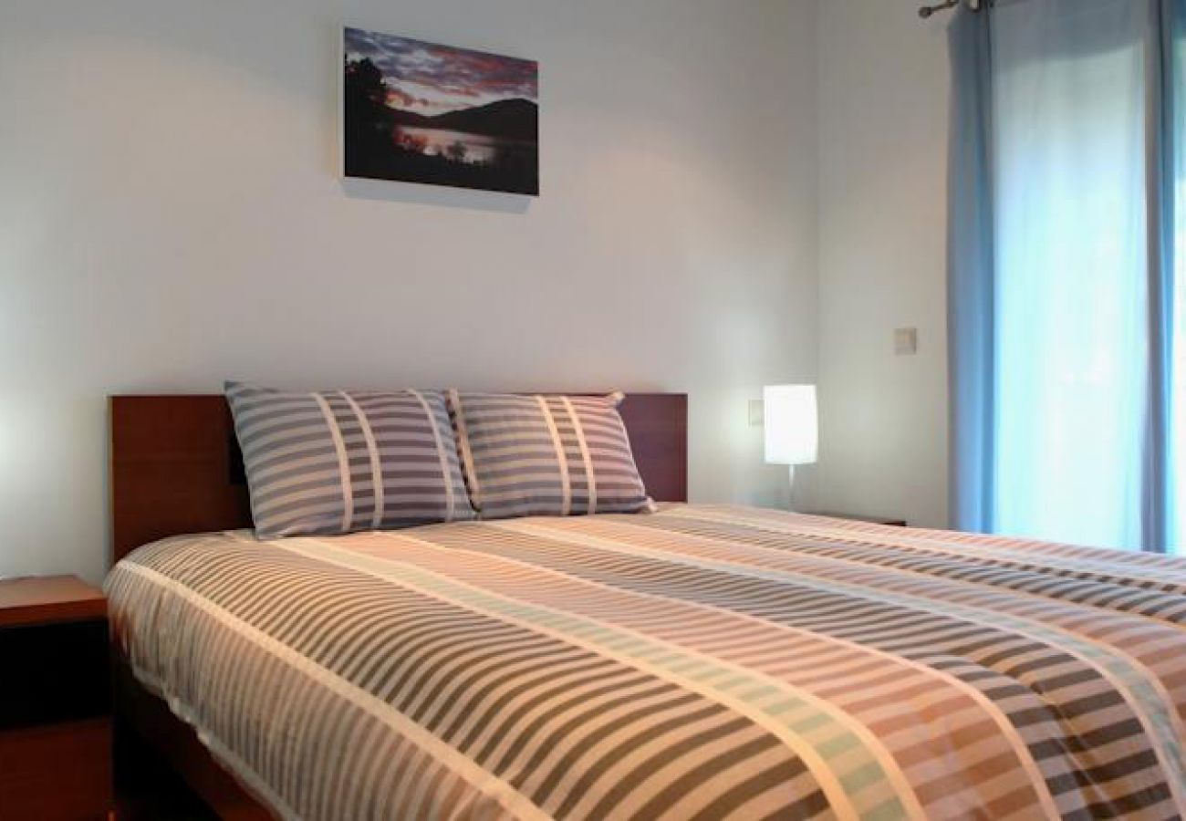 Rent by room in Gerês - Quarto Duplo - Encostas da Torre