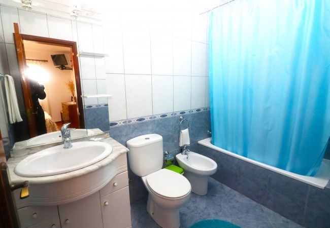 Rent by room in Gerês - Quarto com banheira - Casa do Eido Rent by room in Gerês - Quarto com banheira - Casa do Eido