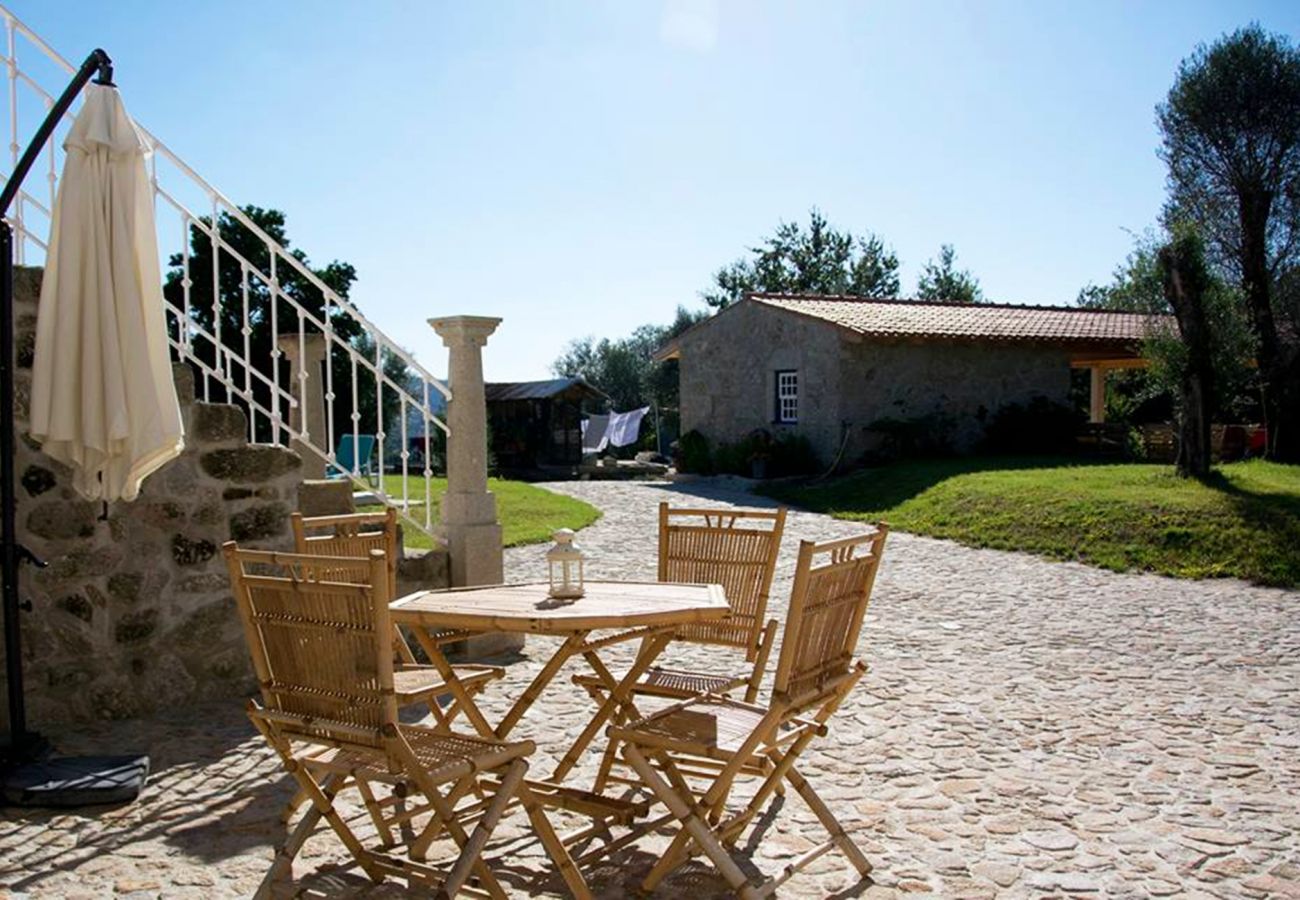 Cottage in Arcos de Valdevez - Eido do Carvalhoso