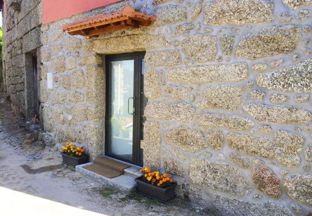 Cottage in Terras de Bouro - Casa da Mota